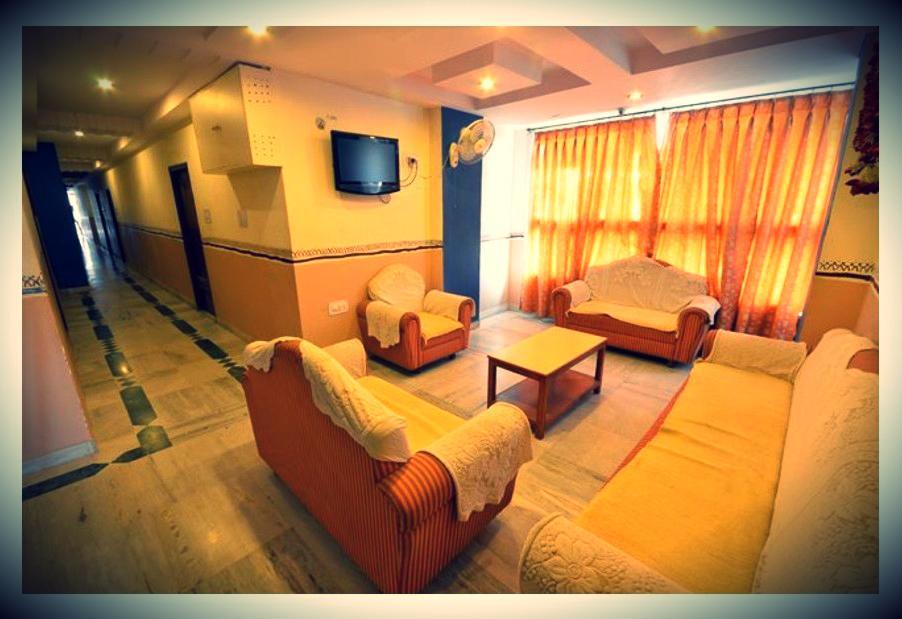 Hotel High Pointe Jodhpur  Buitenkant foto